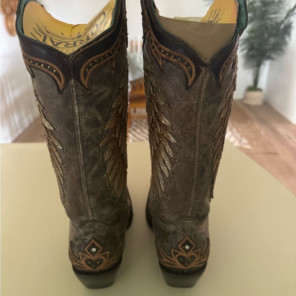 Corral Boots - Picture 6 of 9
